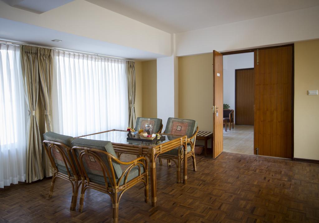 קטמנדו Hotel Ambassador By Ace Hotels מראה חיצוני תמונה